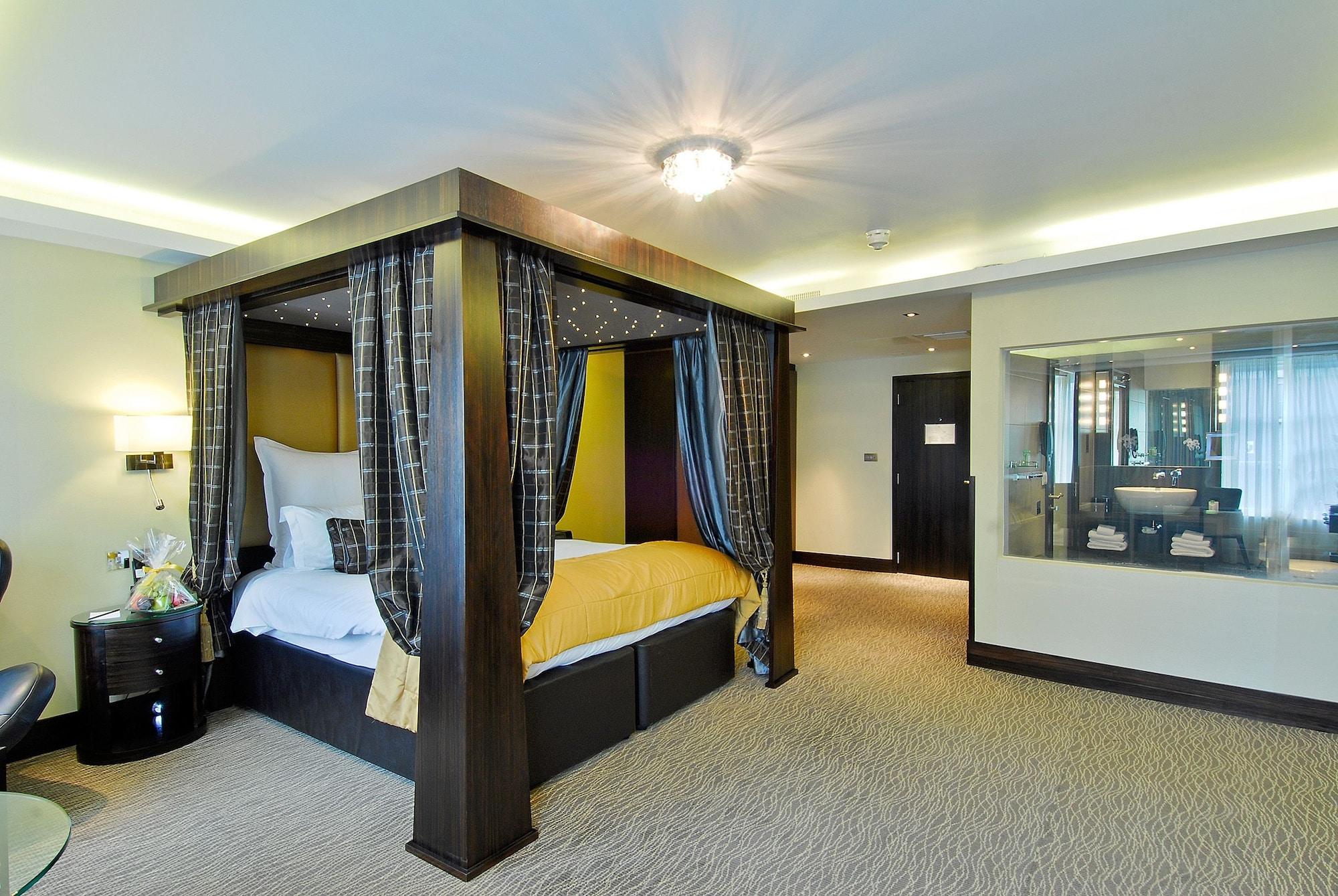 Montcalm Mayfair, Autograph Collection London Værelse billede A suite at the hotel